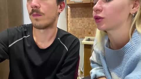 Ester online show from September 30, 2025, 6:24 pm