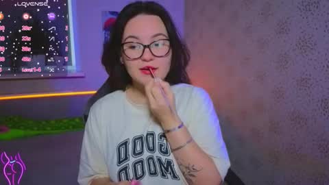 EsterPlayful online show from November 2, 2025, 11:12 am