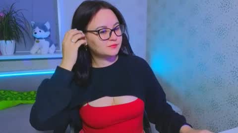 EsterPlayful online show from December 1, 2025, 10:31 am