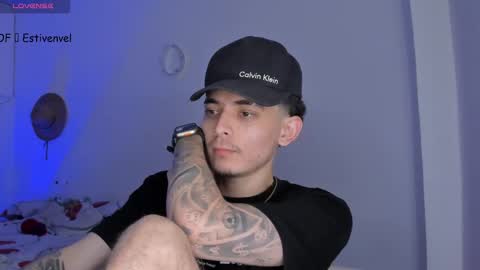 estivenvel online show from March 1, 2025, 5:38 pm