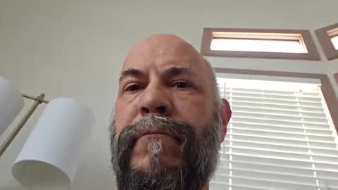 estova2002 online show from March 31, 2026, 10:10 pm