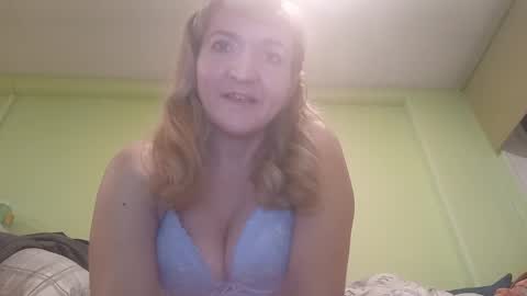 estrellawalters online show from December 8, 2024, 5:44 pm