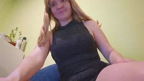 estrellawalters online show from February 4, 2025, 9:10 pm