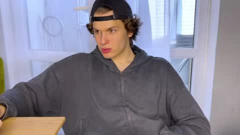 Alex online show from April 18, 2026, 9:02 am