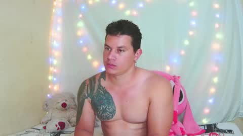 Snapshot of eternalfuego chatting on April 25, 2026, 3:31 am eternalfuego online show from April 25, 2026, 3:31 am