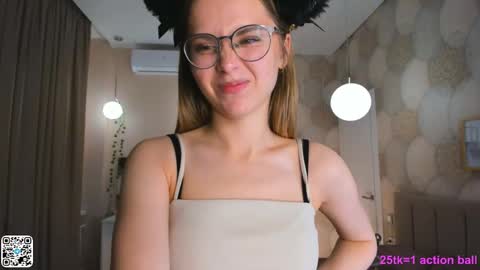 Elsa online show from March 12, 2025, 2:09 am