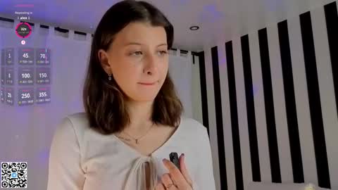 Elsa online show from November 16, 2025, 6:13 pm