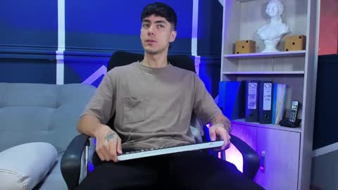 Etham online show from October 9, 2025, 12:03 pm