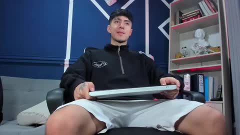 Etham online show from November 18, 2025, 12:31 pm