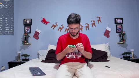 Snapshot of ethan_adam chatting on December 12, 2024, 9:26 pm ADAM TAYLOR ETHAN CAMBAL INDEPENDENT MODELS online show from December 12, 2024, 9:26 pm