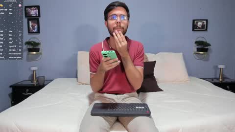 Snapshot of ethan_adam chatting on January 14, 2025, 10:23 pm ADAM TAYLOR ETHAN CAMBAL INDEPENDENT MODELS online show from January 14, 2025, 10:23 pm