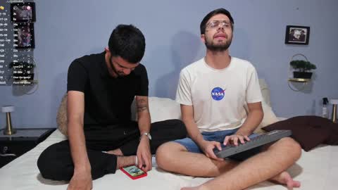 Snapshot of ethan_adam chatting on January 16, 2025, 2:09 am ADAM TAYLOR ETHAN CAMBAL INDEPENDENT MODELS online show from January 16, 2025, 2:09 am