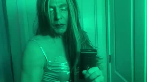 Bustedpussy online show from May 16, 2026, 7:45 pm