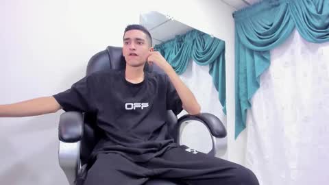 Ethan online show from January 22, 2025, 9:10 pm