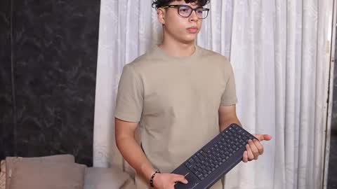 ethan_occonor online show from October 17, 2025, 12:47 am