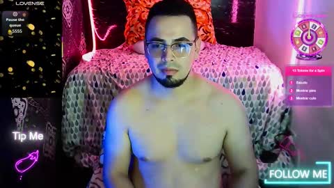 ethan_quill online show from December 15, 2025, 3:27 pm