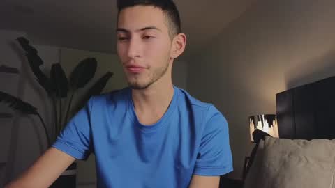 Snapshot of ethan_skiny_ chatting on January 20, 2025, 12:15 am Joan online show from January 20, 2025, 12:15 am