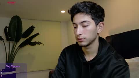 Snapshot of ethan_skiny_ chatting on October 15, 2025, 5:07 am Joan online show from October 15, 2025, 5:07 am