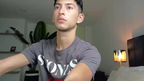 Snapshot of ethan_skiny_ chatting on November 24, 2025, 4:34 am Joan online show from November 24, 2025, 4:34 am