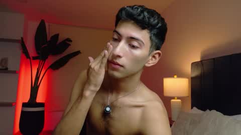 Snapshot of ethan_skiny_ chatting on February 9, 2026, 9:02 am Joan online show from February 9, 2026, 9:02 am