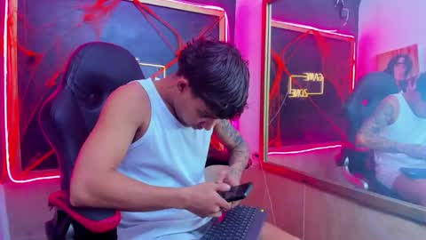 Ethan online show from October 28, 2025, 5:00 am