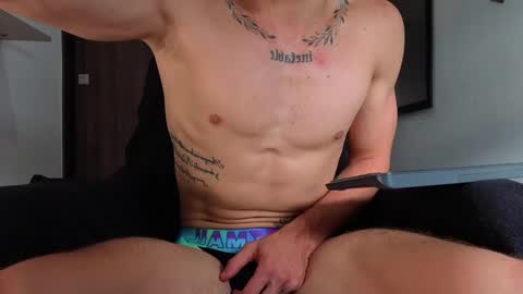 ethangreey1 online show from October 14, 2025, 12:17 pm