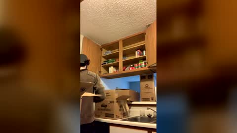 ethb0211 online show from March 22, 2026, 8:23 pm