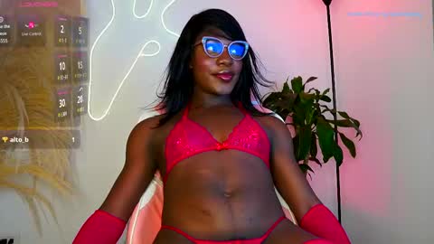 euphoricbunny online show from October 11, 2025, 1:16 am