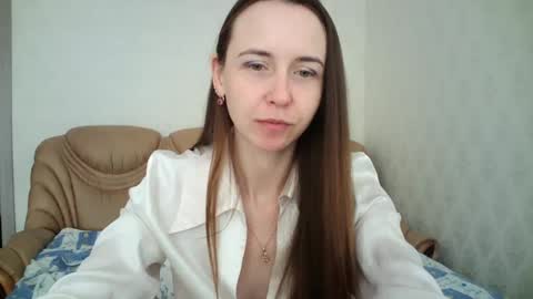 eva00186 online show from March 5, 2025, 7:05 am