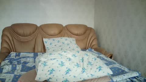 eva00186 online show from March 5, 2025, 10:11 am