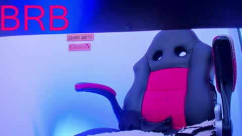 eva1green1 online show from January 27, 2025, 2:46 pm