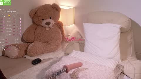 Eva  next show  8pm CEST AMST online show from January 11, 2025, 12:18 pm