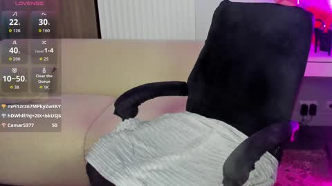 Eva online show from April 21, 2026, 2:51 am