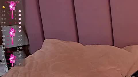 Eva Cramer online show from March 7, 2025, 1:20 am