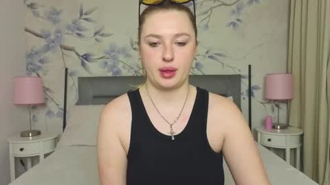 Eva online show from April 15, 2026, 12:23 pm