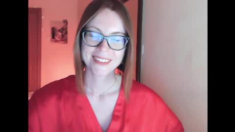 Eva online show from May 27, 2026, 7:33 pm