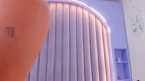 EVA DAEMON  online show from February 17, 2025, 11:34 am