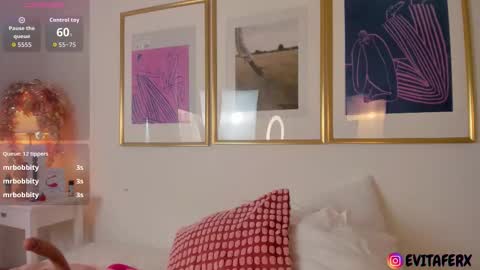 Evaa Depp online show from November 5, 2025, 3:01 pm