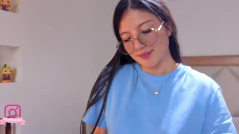 Snapshot of eva_depp_ chatting on May 11, 2026, 4:04 pm Eva online show from May 11, 2026, 4:04 pm