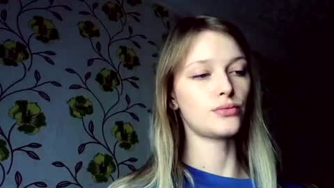 Snapshot of eva_eyre chatting on June 29, 2026, 2:06 pm Evvie online show from June 29, 2026, 2:06 pm
