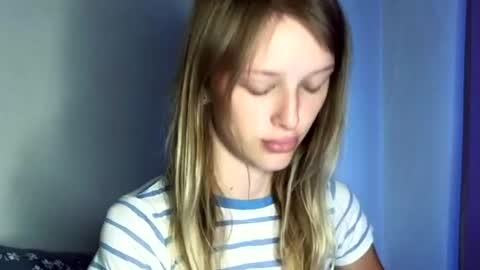 Snapshot of eva_eyre chatting on July 27, 2026, 4:47 pm Evvie online show from July 27, 2026, 4:47 pm