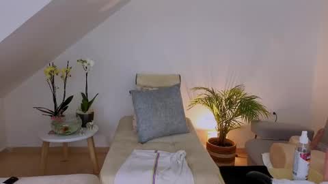 Snapshot of eva_fox43 chatting on May 15, 2026, 1:45 am eva_fox43 online show from May 15, 2026, 1:45 am