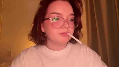 eva_kittenn online show from February 8, 2026, 1:47 pm