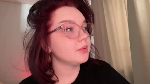 eva_kittenn online show from February 26, 2026, 8:02 am