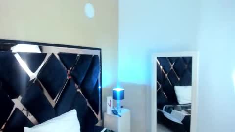 Snapshot of eva_loretti chatting on November 15, 2025, 10:59 pm online show from November 15, 2025, 10:59 pm