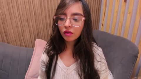 Angelinne online show from February 7, 2025, 3:01 am