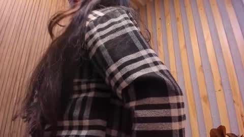 Angelinne online show from February 20, 2025, 5:44 am