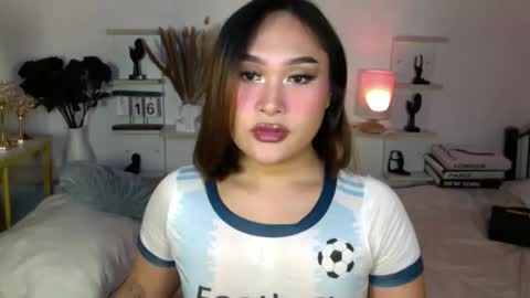 Snapshot of eva_mazikeen69 chatting on November 16, 2025, 8:14 pm Queen Eva Mazikeen online show from November 16, 2025, 8:14 pm