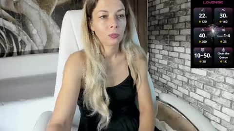 Eva online show from October 5, 2025, 2:59 pm