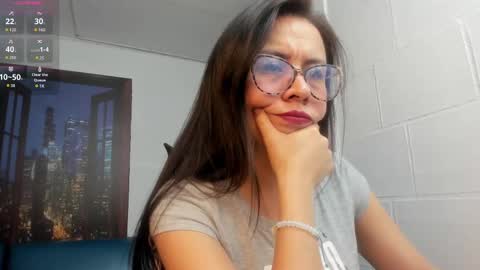 Eva  online show from September 30, 2025, 9:53 pm